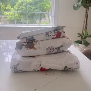 Pottery barn kids. Paw patrol twin sheets set.